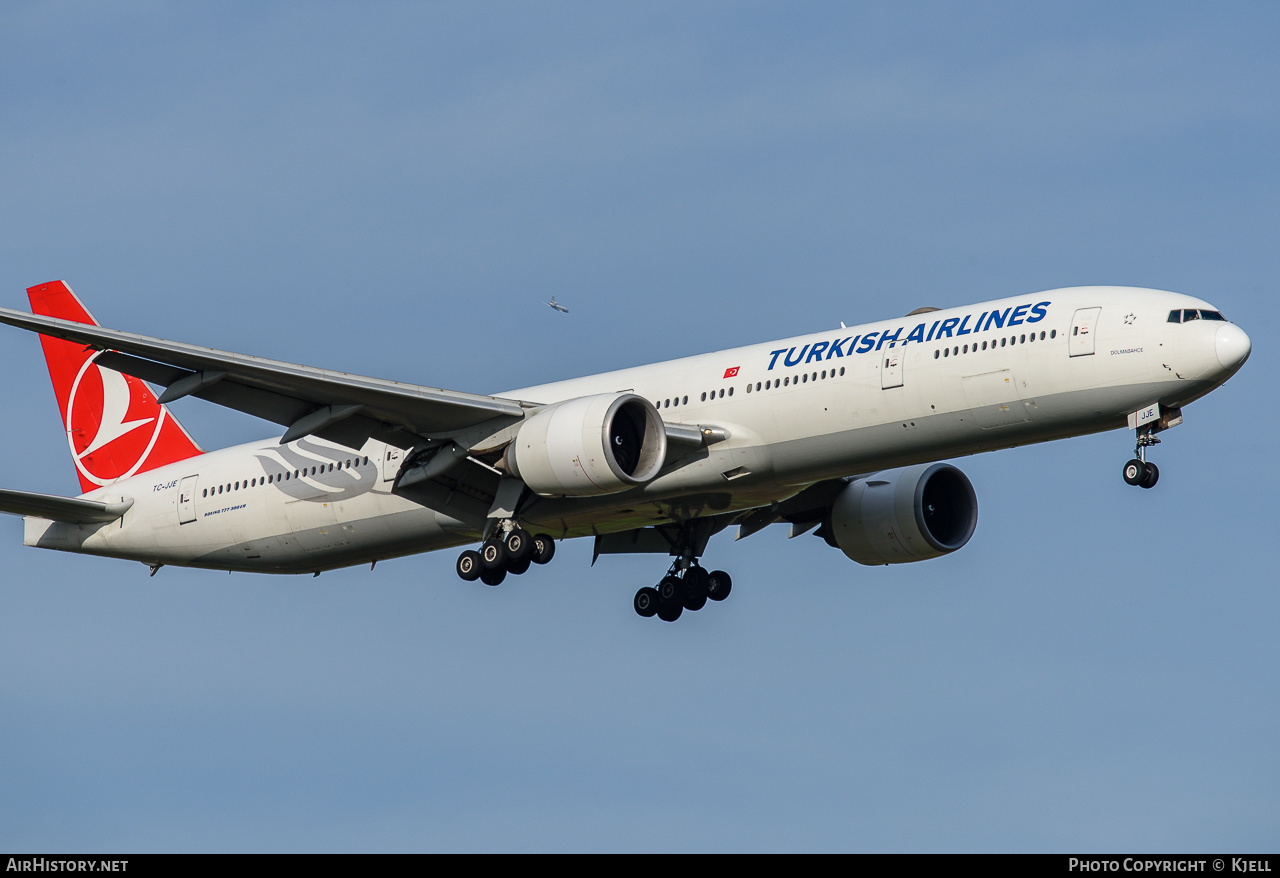 Aircraft Photo of TC-JJE | Boeing 777-3F2/ER | Turkish Airlines | AirHistory.net #172075