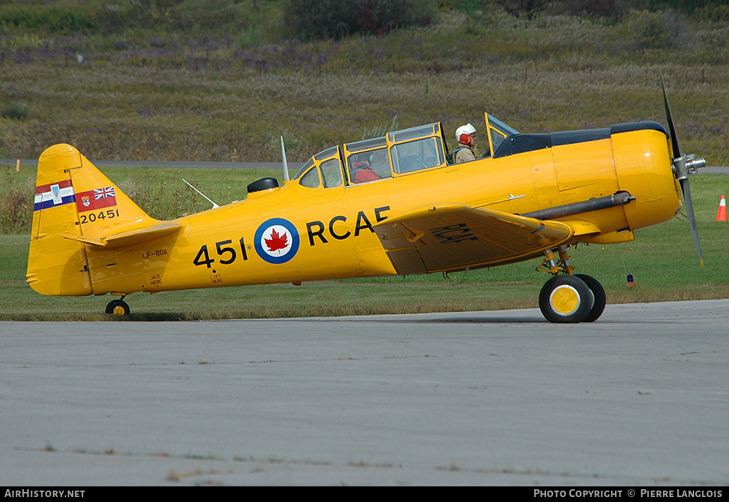 Aircraft Photo of CF-ROA / 20451 | North American T-6H Harvard Mk IV | Canada - Air Force | AirHistory.net #172116