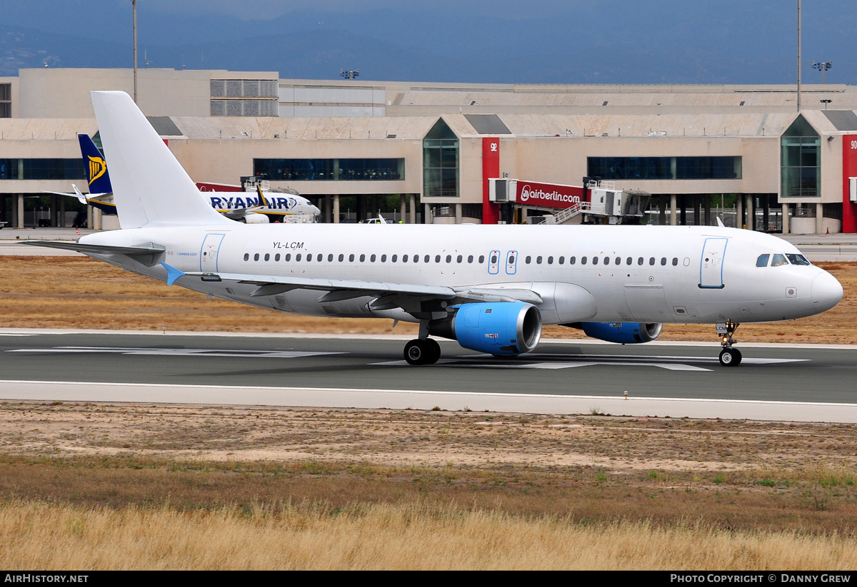 Aircraft Photo of YL-LCM | Airbus A320-211 | AirHistory.net #172131