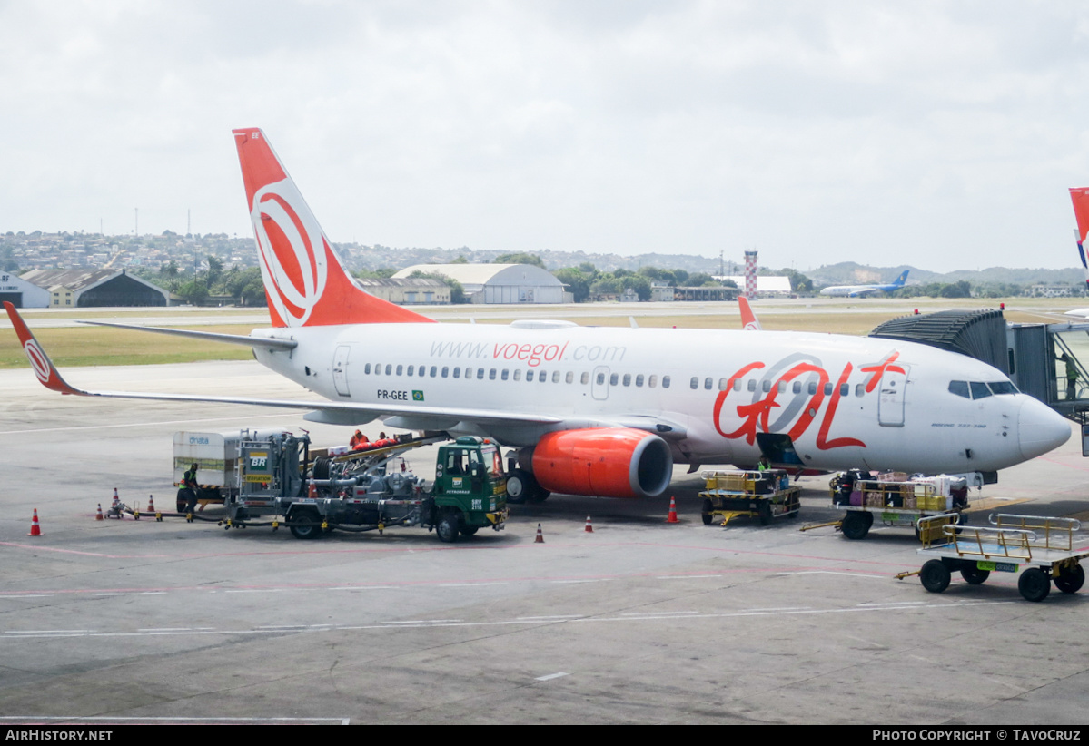 Aircraft Photo of PR-GEE | Boeing 737-73V | GOL Linhas Aéreas | AirHistory.net #172145