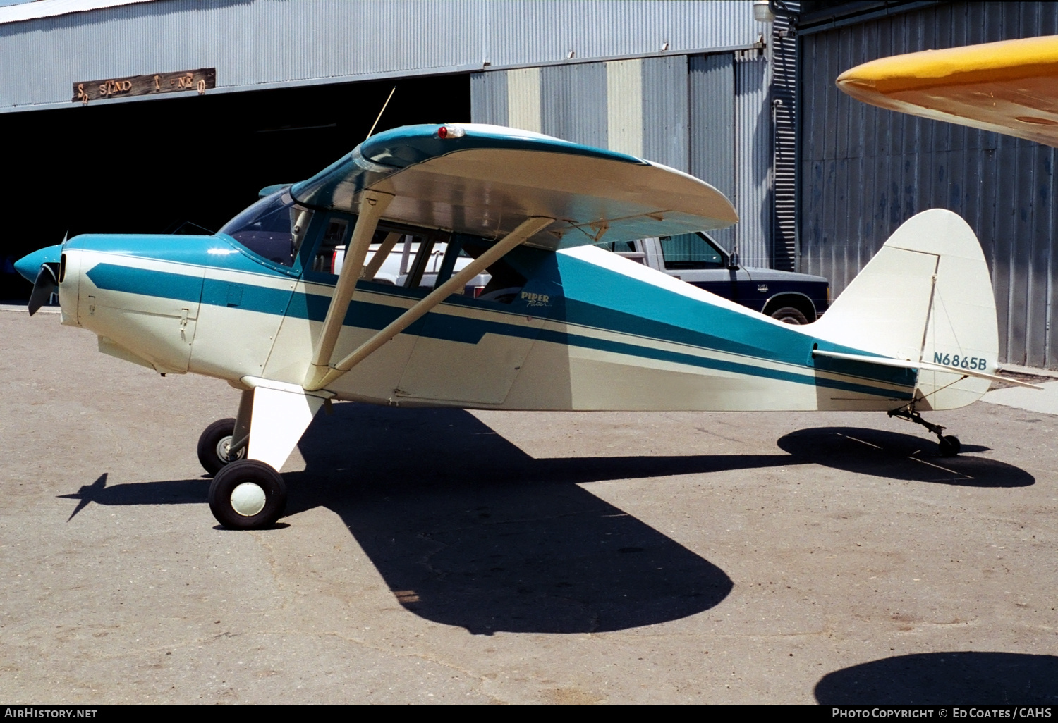 Aircraft Photo of N6865B | Piper PA-22-150 Tri-Pacer | AirHistory.net #172164