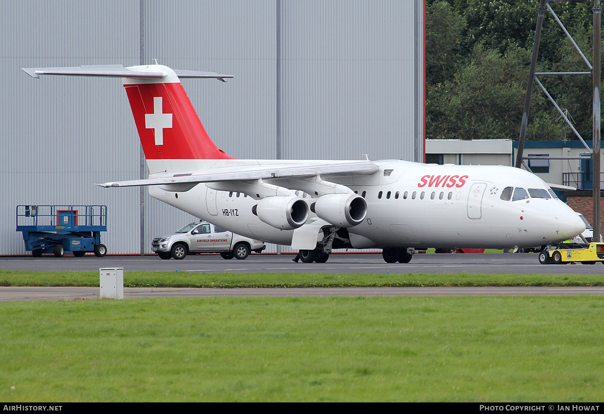 Aircraft Photo of HB-IYZ | British Aerospace Avro 146-RJ100 | Swiss International Air Lines | AirHistory.net #172244