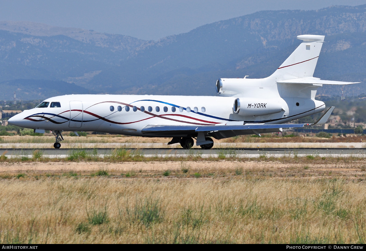 Aircraft Photo of M-YORK | Dassault Falcon 7X | AirHistory.net #172254