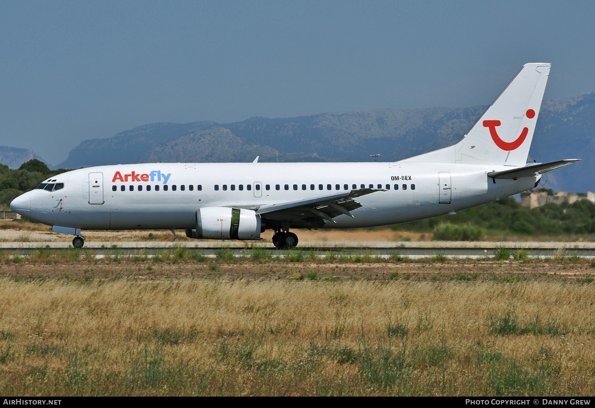 Aircraft Photo of OM-BEX | Boeing 737-382 | ArkeFly | AirHistory.net #172265