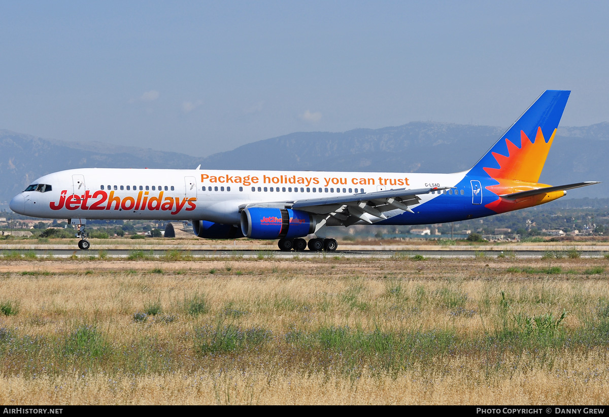 Aircraft Photo of G-LSAD | Boeing 757-236 | Jet2 Holidays | AirHistory.net #172303