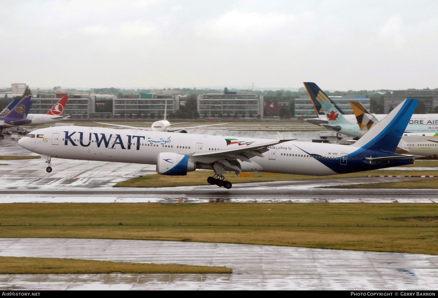 Aircraft Photo of 9K-AOK | Boeing 777-300/ER | Kuwait Airways | AirHistory.net #172335