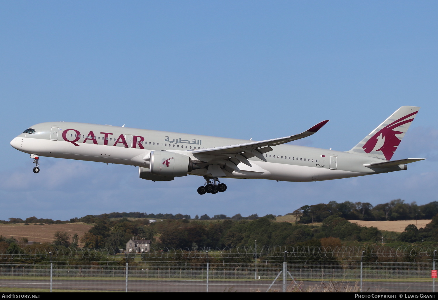 Aircraft Photo of A7-ALF | Airbus A350-941 | Qatar Airways | AirHistory.net #172358