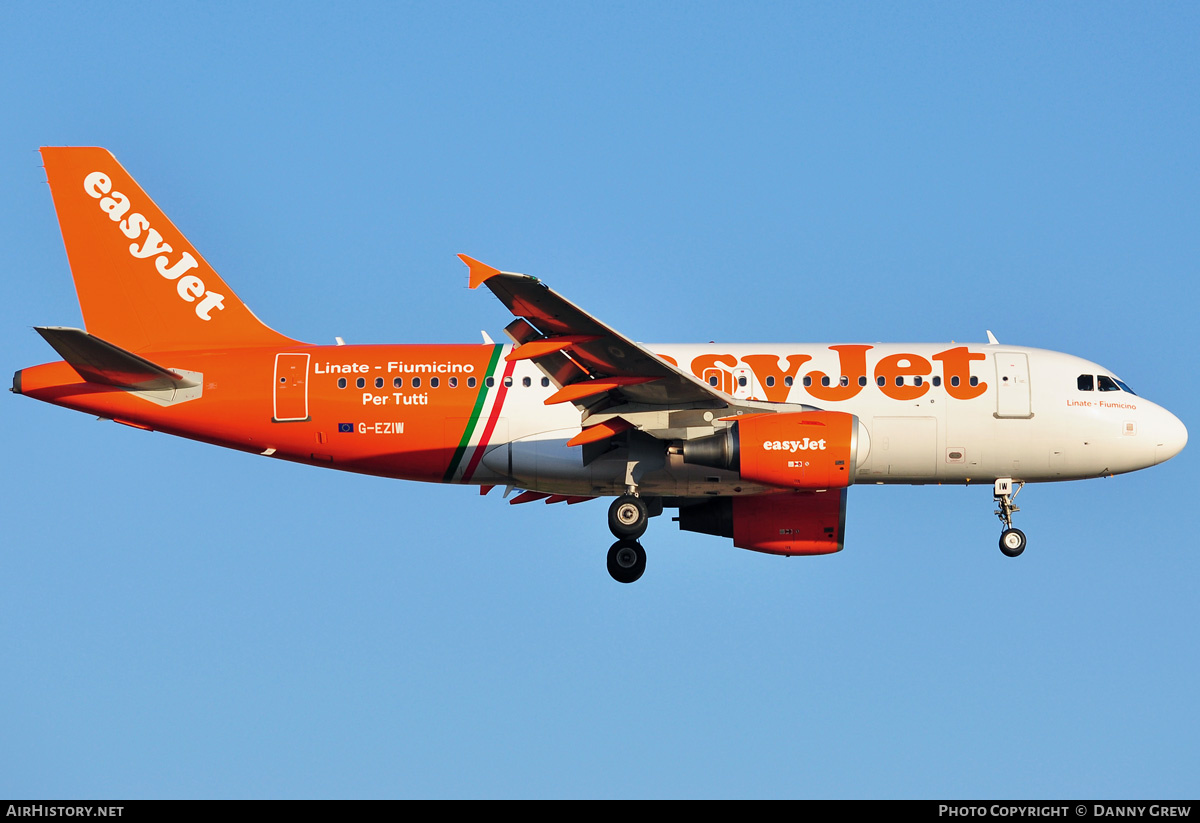 Aircraft Photo of G-EZIW | Airbus A319-111 | EasyJet | AirHistory.net #172435