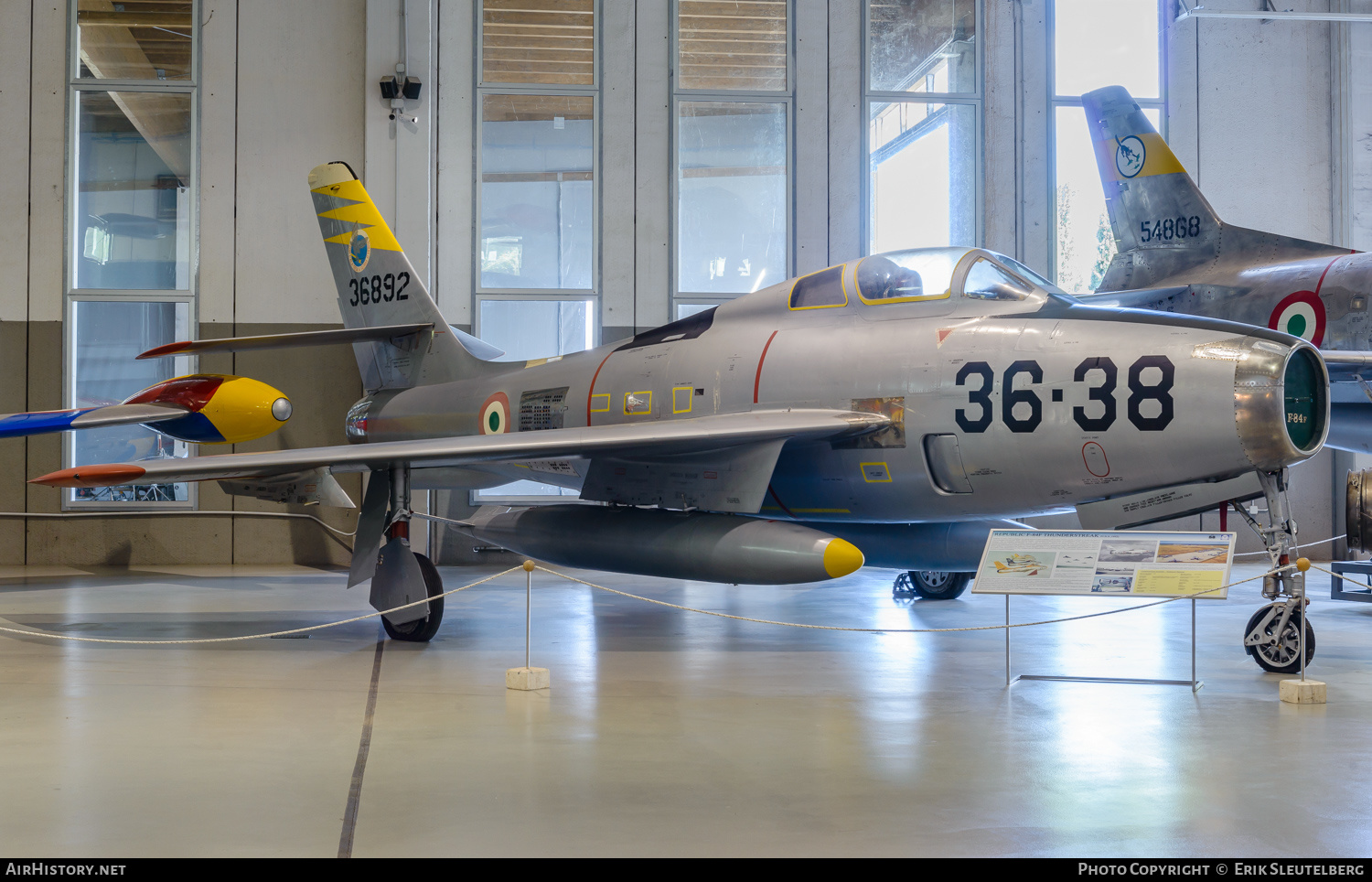 Aircraft Photo of MM53-6892 / 36892 | Republic F-84F Thunderstreak | Italy - Air Force | AirHistory.net #172484
