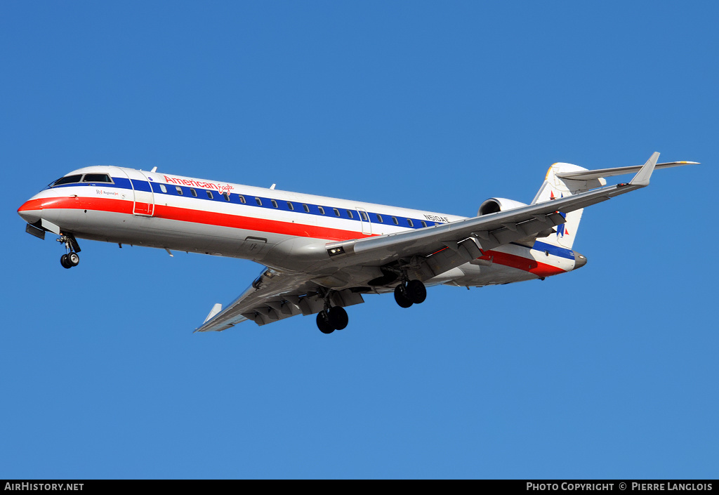 Aircraft Photo of N510AE | Bombardier CRJ-701ER (CL-600-2C10) | American Eagle | AirHistory.net #172490