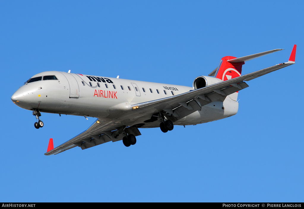 Aircraft Photo of N8458A | Bombardier CRJ-200LR (CL-600-2B19) | NWA Airlink | AirHistory.net #172493
