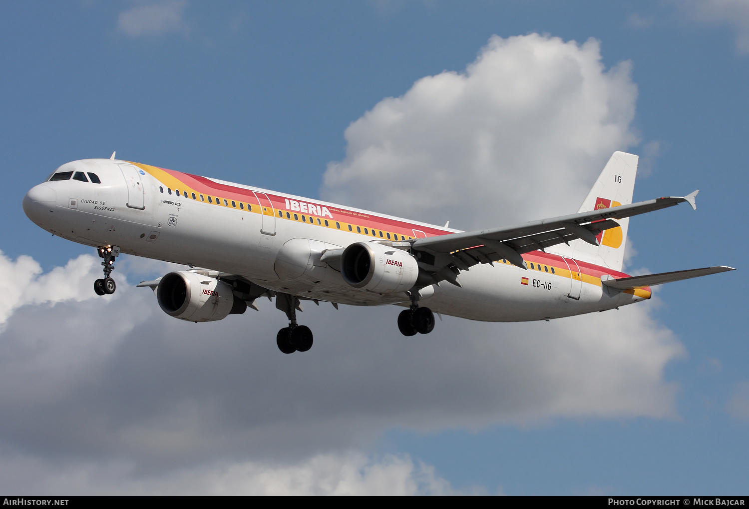 Aircraft Photo of EC-IIG | Airbus A321-211 | Iberia | AirHistory.net #172517