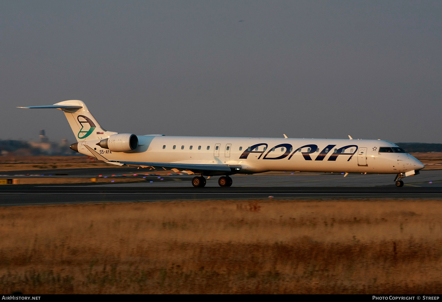 Aircraft Photo of S5-AFA | Bombardier CRJ-900ER (CL-600-2D24) | Adria Airways | AirHistory.net #172550
