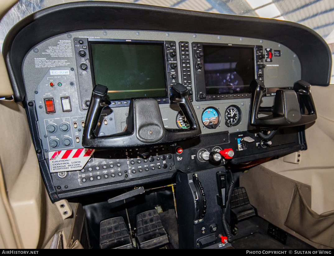 Aircraft Photo of EC-KNI | Cessna 172R Skyhawk | European Flyers | AirHistory.net #172566