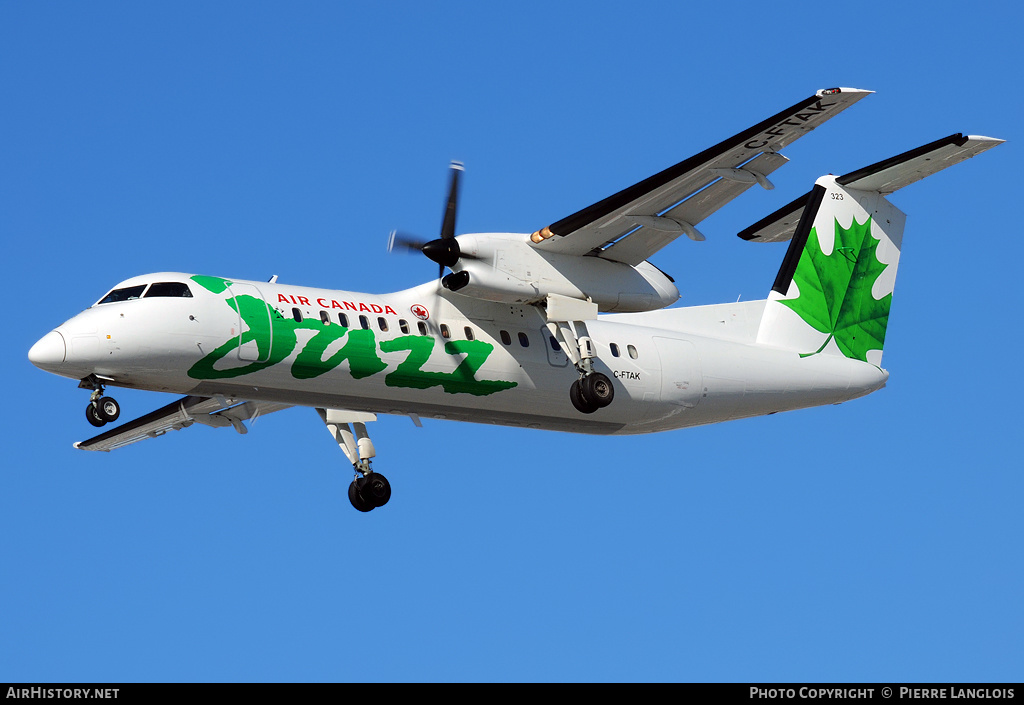 Aircraft Photo of C-FTAK | De Havilland Canada DHC-8-311 Dash 8 | Air Canada Jazz | AirHistory.net #172568