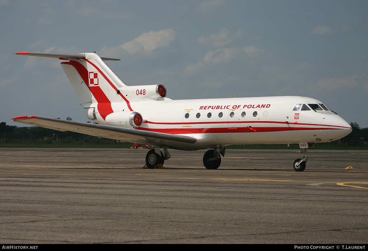 Aircraft Photo of 048 | Yakovlev Yak-40 | Poland - Air Force | AirHistory.net #172620