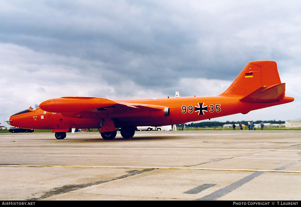Aircraft Photo of 9935 | English Electric Canberra B2 | Germany - Air Force | AirHistory.net #172621