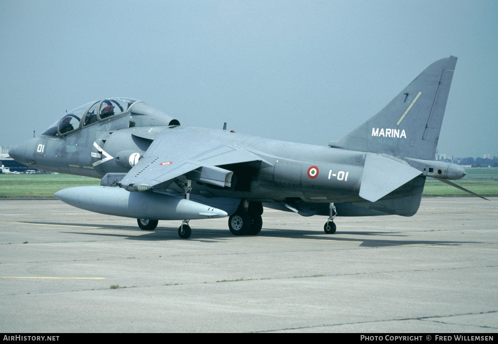 Aircraft Photo of MM55032 | McDonnell Douglas TAV-8B Harrier II | Italy - Navy | AirHistory.net #172668