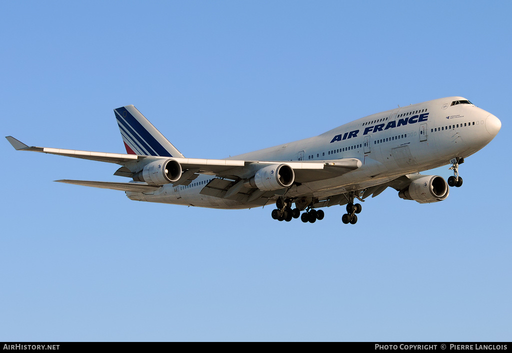 Aircraft Photo of F--GEXB | Boeing 747-4B3M | Air France | AirHistory.net #172698