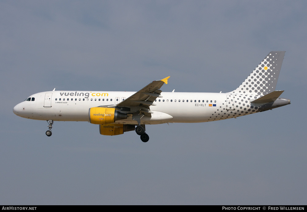 Aircraft Photo of EC-KLT | Airbus A320-216 | Vueling Airlines | AirHistory.net #172758