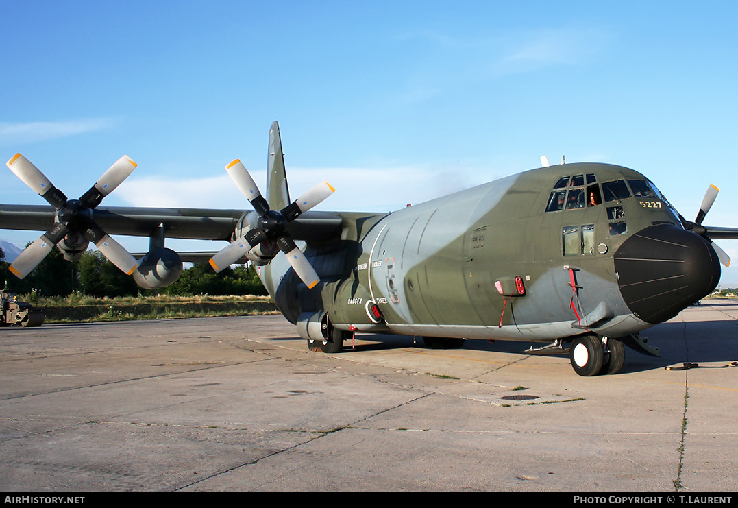 Aircraft Photo of 5227 | Lockheed C-130H-30 Hercules (L-382) | France - Air Force | AirHistory.net #172778