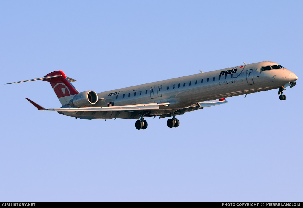 Aircraft Photo of N924XJ | Bombardier CRJ-900LR (CL-600-2D24) | NWA Airlink | AirHistory.net #172810