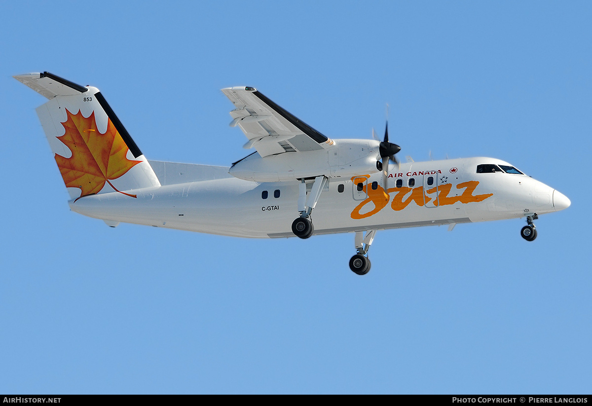 Aircraft Photo of C-GTAI | De Havilland Canada DHC-8-102 Dash 8 | Air Canada Jazz | AirHistory.net #172812