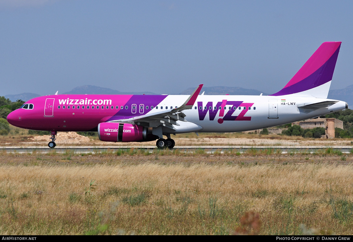 Aircraft Photo of HA-LWV | Airbus A320-232 | Wizz Air | AirHistory.net #172827