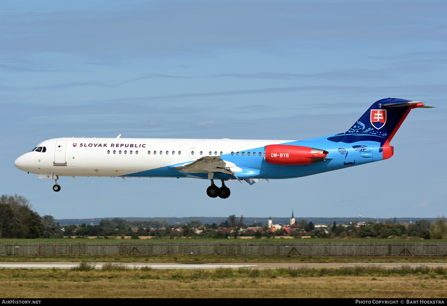 Aircraft Photo of OM-BYB | Fokker 100 (F28-0100) | Slovakia - Government | AirHistory.net #172971