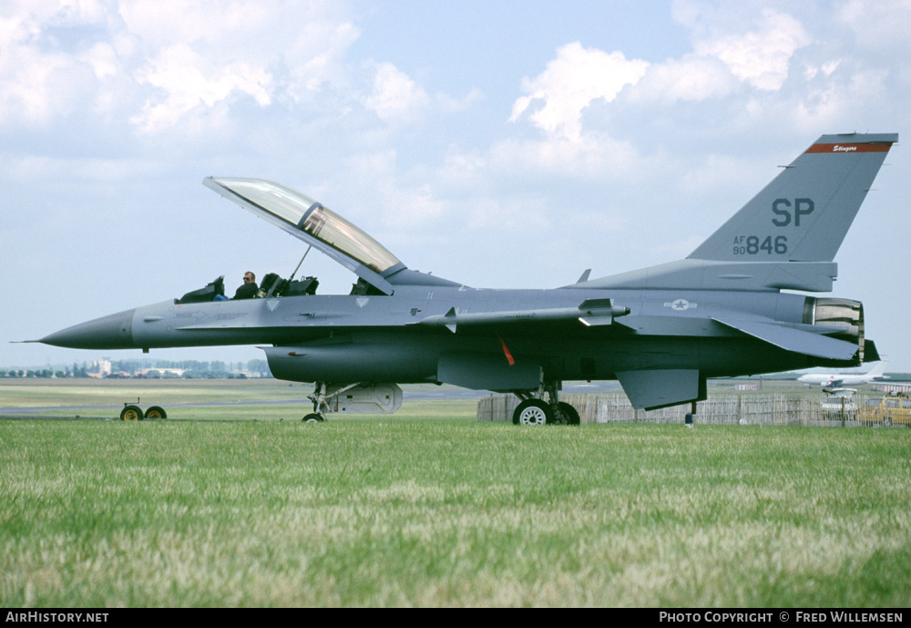 Aircraft Photo of 90-0846 / AF90-846 | Lockheed F-16DM Fighting Falcon | USA - Air Force | AirHistory.net #173326