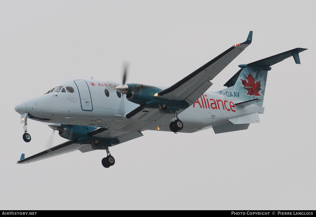 Aircraft Photo of C-GAAV | Raytheon 1900D | Air Canada | AirHistory.net #173367