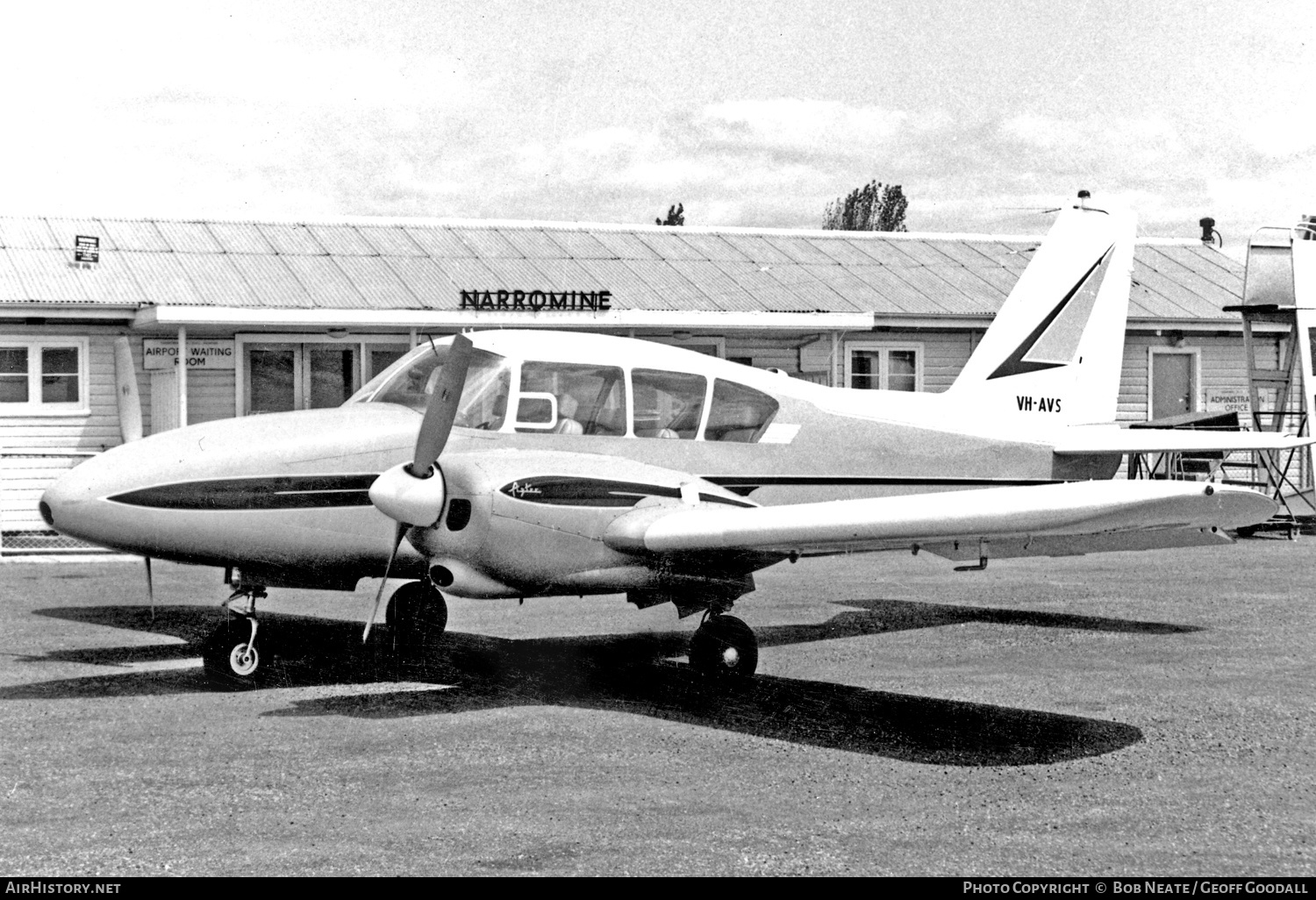 Aircraft Photo of VH-AVS | Piper PA-23-250 Aztec | AirHistory.net #173403