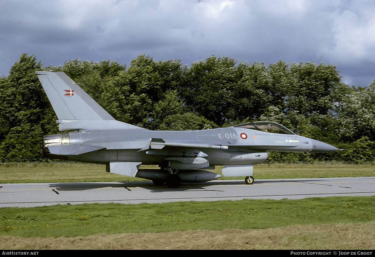 Aircraft Photo of E-016 | General Dynamics F-16A Fighting Falcon | Denmark - Air Force | AirHistory.net #173460