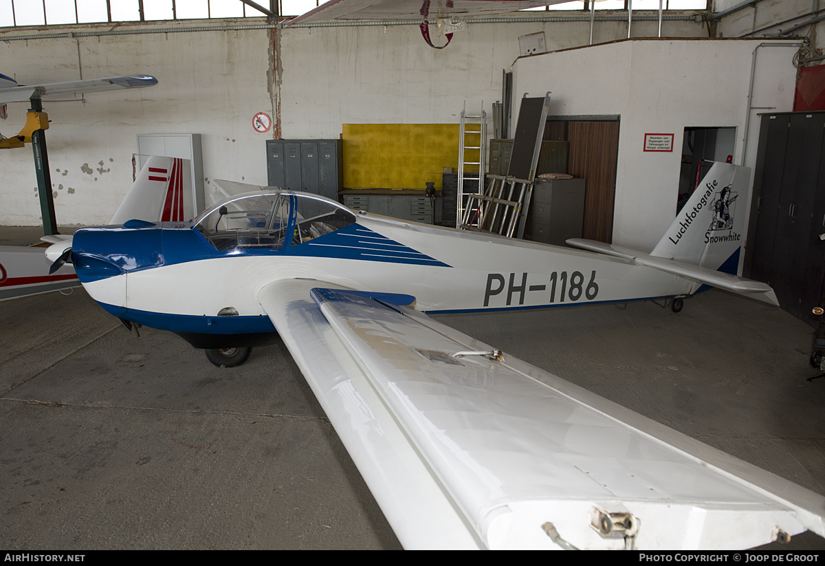 Aircraft Photo of PH-1186 | Scheibe SF-25C Falke | Snowwhite Luchtfotografie | AirHistory.net #173500