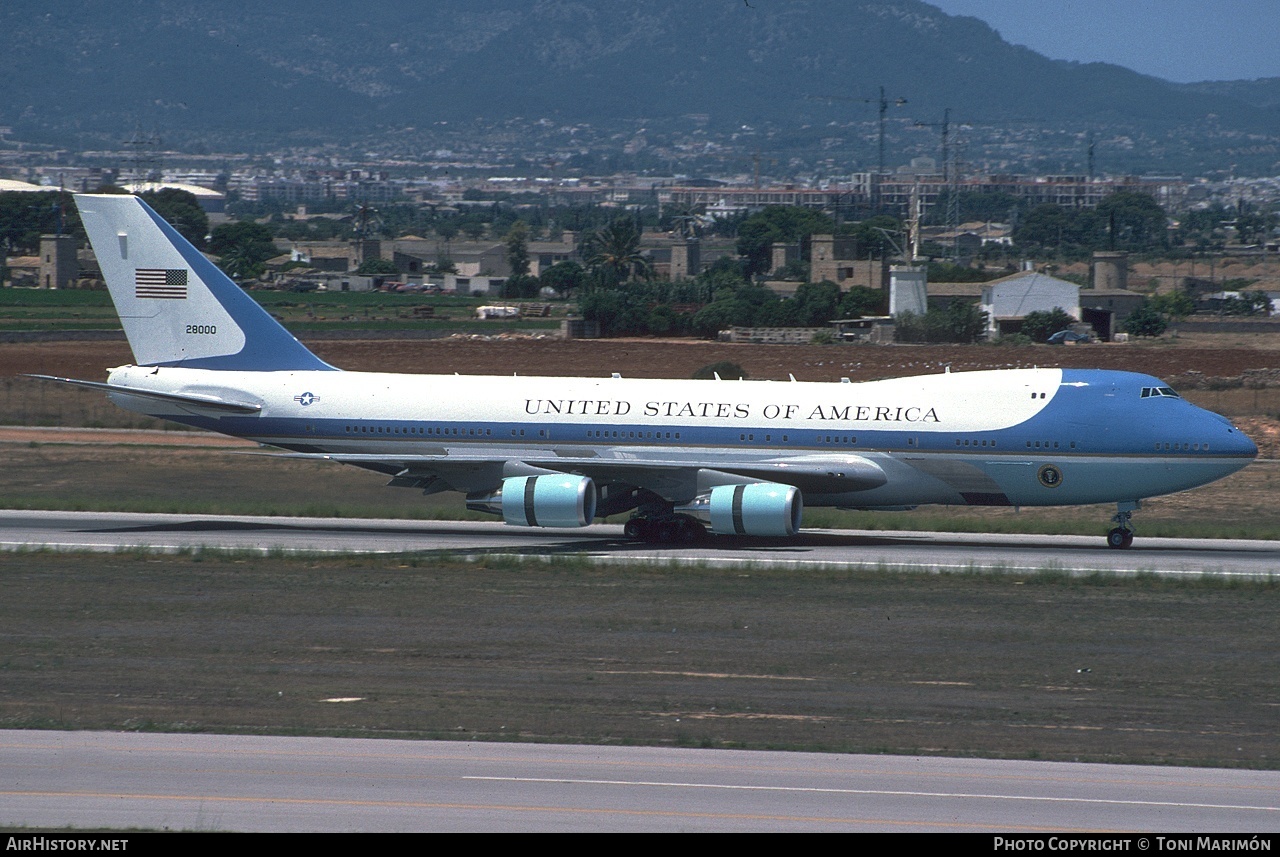 Aircraft Photo of 82-8000 / 28000 | Boeing VC-25A (747-2G4B) | USA - Air Force | AirHistory.net #173550