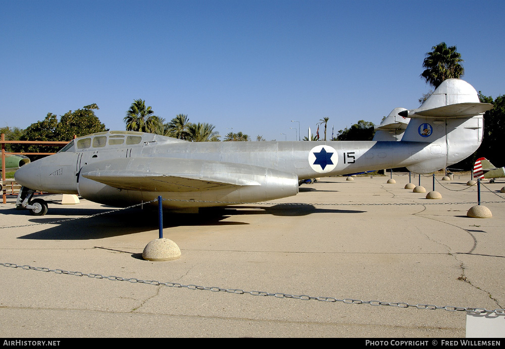 Aircraft Photo of 15 | Gloster Meteor T7 | Israel - Air Force | AirHistory.net #173568