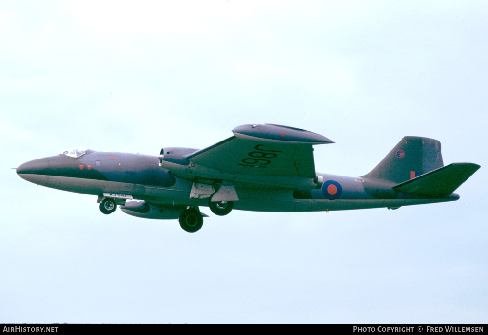 Aircraft Photo of WJ861 | English Electric Canberra T4 | UK - Air Force | AirHistory.net #173595