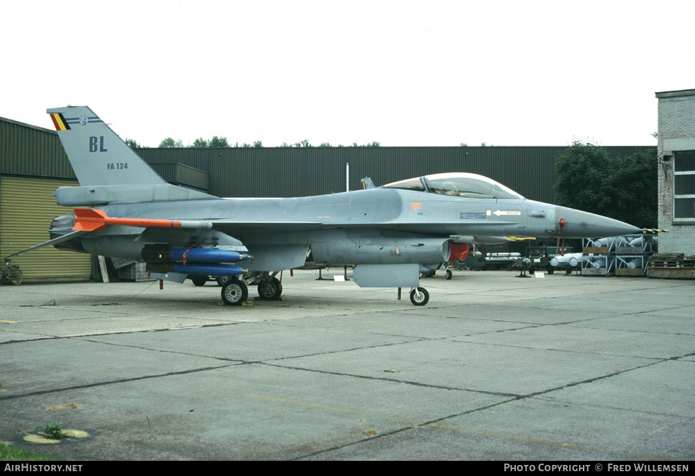 Aircraft Photo of FA-124 | General Dynamics F-16A Fighting Falcon | Belgium - Air Force | AirHistory.net #173922