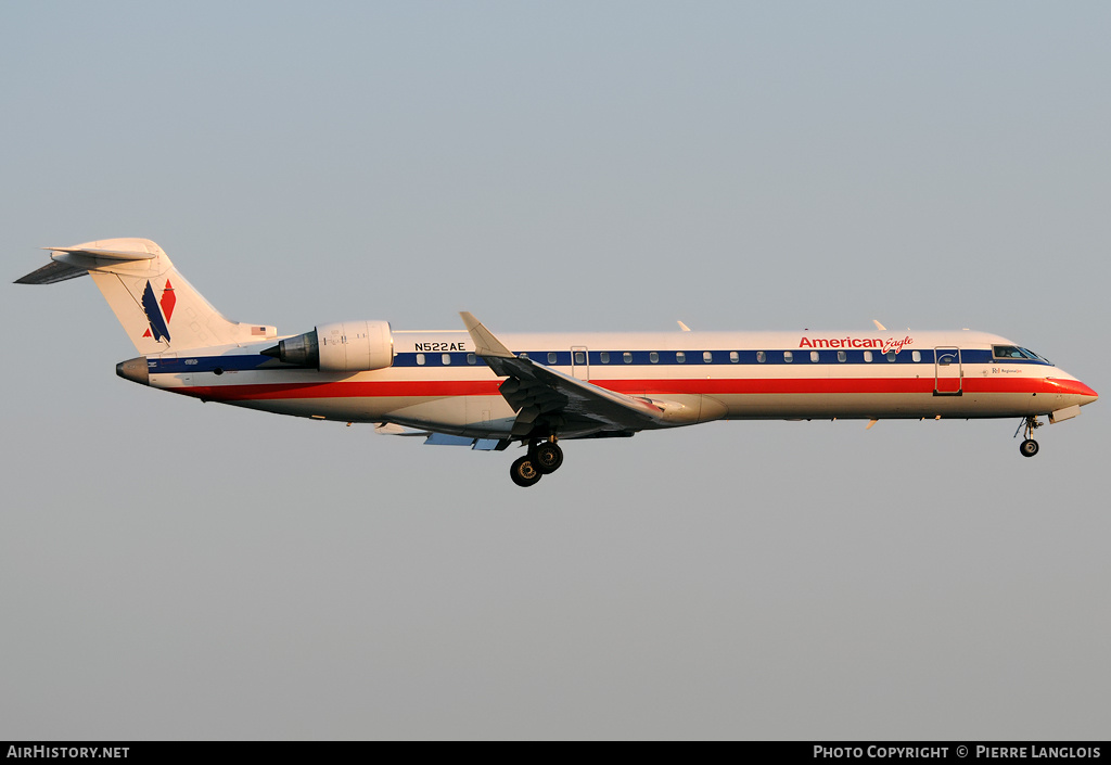 Aircraft Photo of N522AE | Bombardier CRJ-701ER (CL-600-2C10) | American Eagle | AirHistory.net #174038