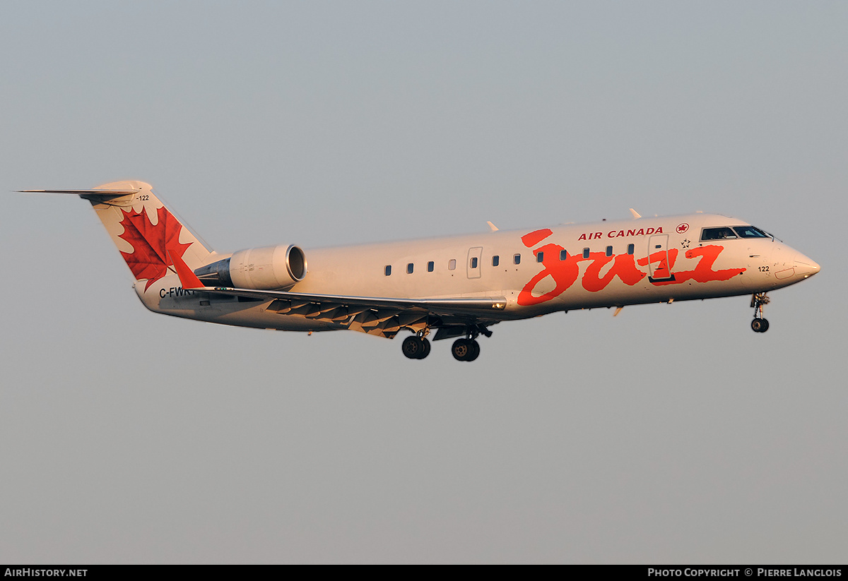 Aircraft Photo of C-FWRT | Canadair CRJ-100ER (CL-600-2B19) | Air Canada Jazz | AirHistory.net #174058