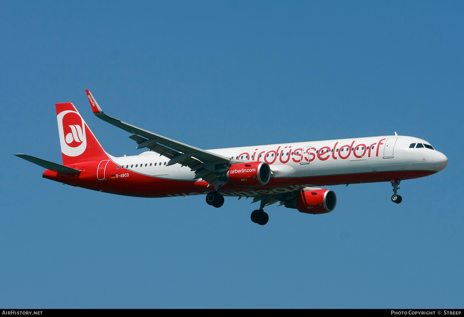 Aircraft Photo of D-ABCO | Airbus A321-211 | Air Berlin | AirHistory.net #174072