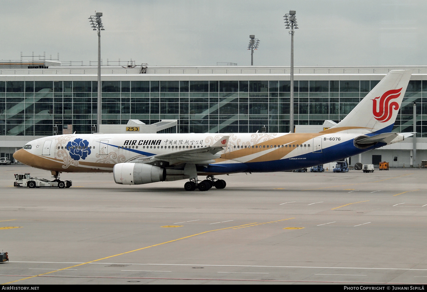 Aircraft Photo of B-6076 | Airbus A330-243 | Air China | AirHistory.net #174114