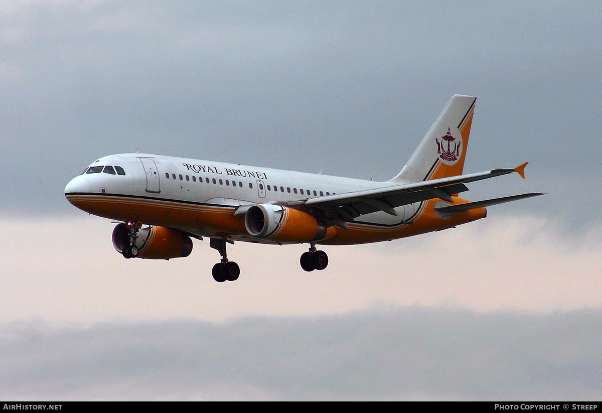 Aircraft Photo of V8-RBP | Airbus A319-132 | Royal Brunei Airlines | AirHistory.net #174165