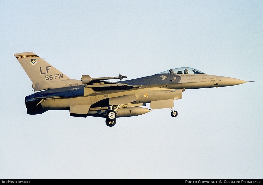 Aircraft Photo of 89-2056 | General Dynamics F-16CG Night Falcon | USA - Air Force | AirHistory.net #174260