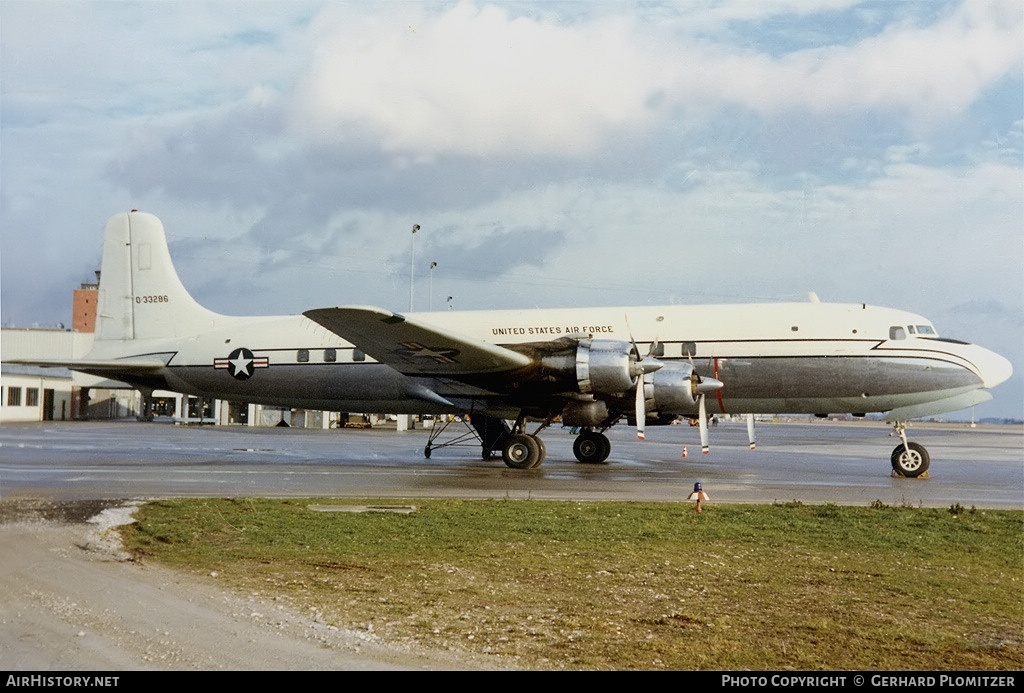 Aircraft Photo of 53-3286 / 0-33286 | Douglas C-118A Liftmaster | USA - Air Force | AirHistory.net #174263