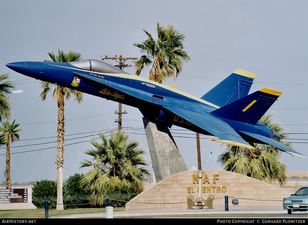 Aircraft Photo of 162448 | McDonnell Douglas F/A-18A Hornet | USA - Navy | AirHistory.net #174269