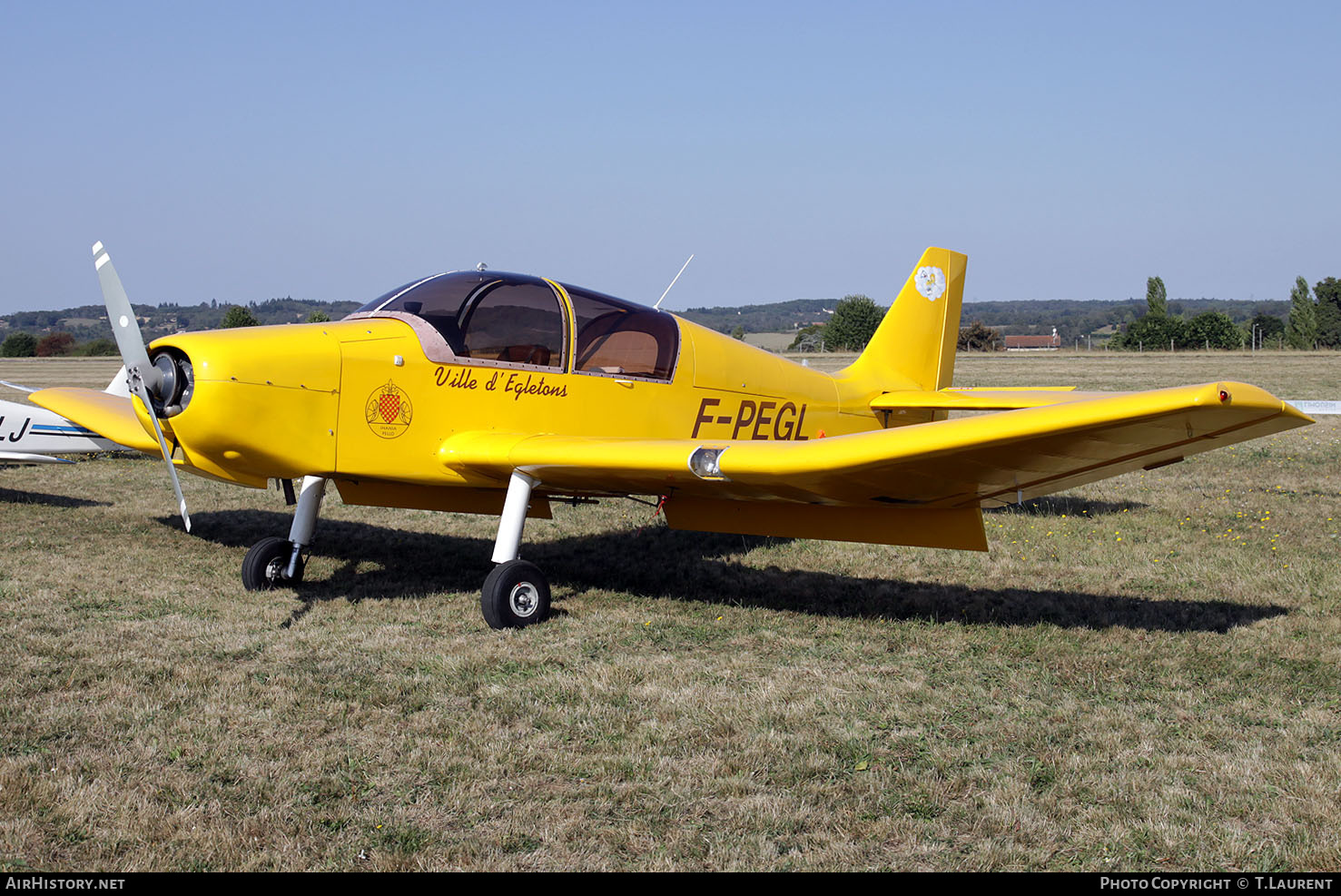 Aircraft Photo of F-PEGL | Jodel D-140E Mousquetaire IV | AirHistory.net #174295