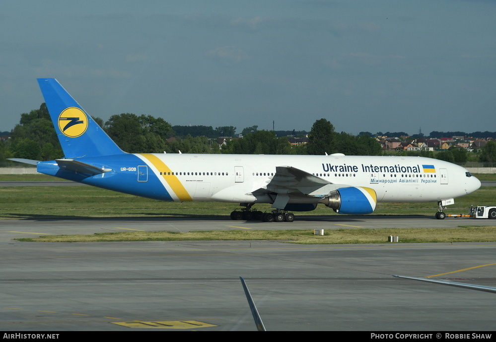 Aircraft Photo of UR-GOB | Boeing 777-28E/ER | Ukraine International Airlines | AirHistory.net #174384