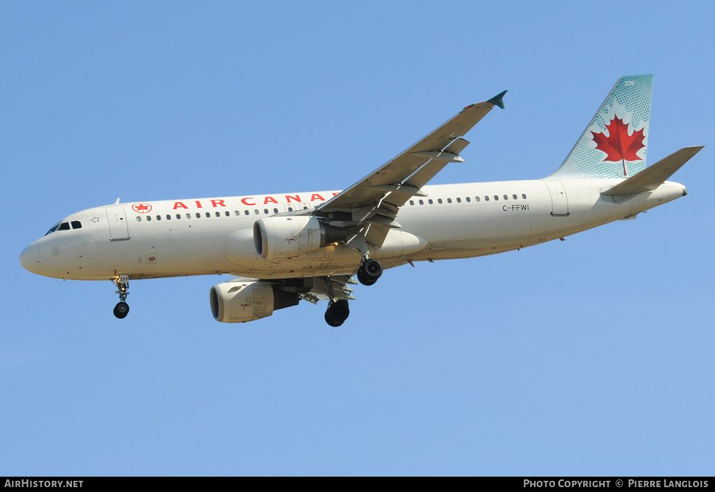 Aircraft Photo of C-FFWI | Airbus A320-211 | Air Canada | AirHistory.net #174472