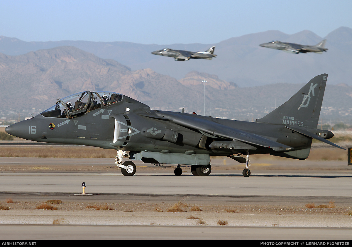 Aircraft Photo of 163860 | McDonnell Douglas TAV-8B Harrier II | USA - Marines | AirHistory.net #174557